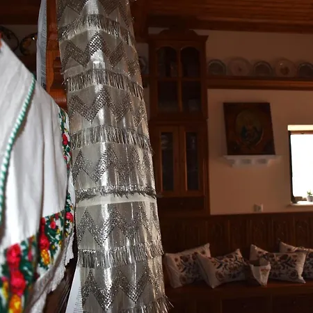 Mesa Kastro * Olympos (Karpathos)