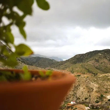 Mesa Kastro * Olympos (Karpathos)